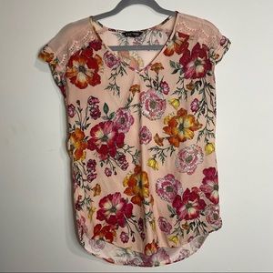 Express light pink floral blouse